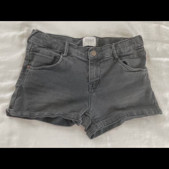 Grey shorts!! - Picture 1 of 3